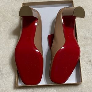 CHRISTIAN LOUBOUTIN
Patent Cadrilla 70 Pumps Nude